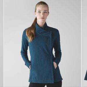 Lululemon Coast Wrap II Heathered Alberta Lake